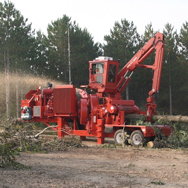 Model 30 Chiparvestor Whole Tree Chipper Morbark Products